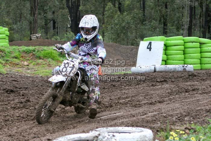 678x444 pixels (83K)